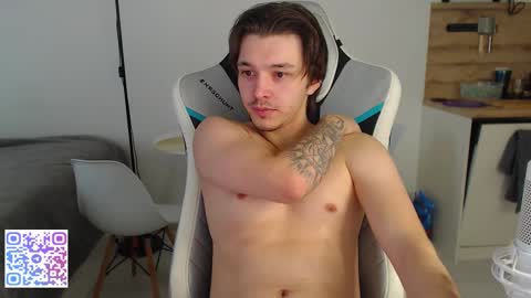 Snapshot of jayce_icestone chatting on 11/02/25, 07:44 Jayce online show from 11/02/25, 07:44