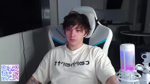 Jayce online show from 07/04/26, 06:47