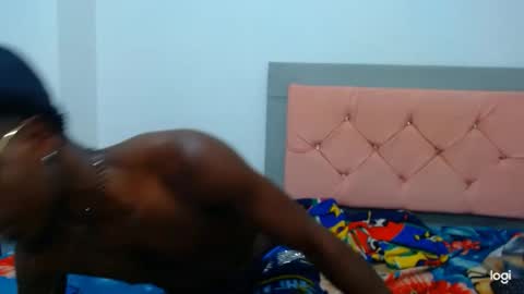 Snapshot of jaycolinss chatting on 04/12/26, 05:23 jaycollins online show from 04/12/26, 05:23