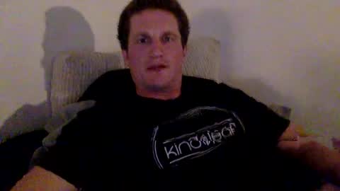 Snapshot of jaycup1989 chatting on 12/14/24, 01:50 jaycup1989 online show from 12/14/24, 01:50