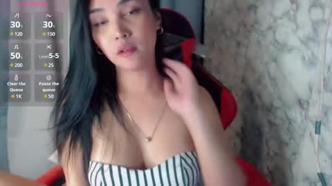 Jayda Khalifa  online show from 02/04/25, 11:38