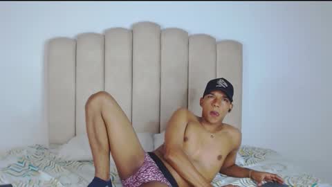 Snapshot of jaydenjhonson chatting on 10/29/25, 12:18 jaydenjhonson online show from 10/29/25, 12:18