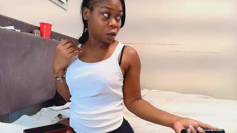 Naomiruty online show from 11/01/25, 06:04