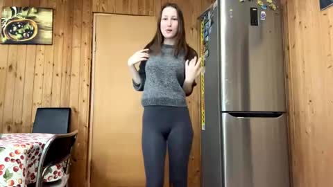 Snapshot of jayneboutros chatting on 12/02/25, 11:15 Sonya online show from 12/02/25, 11:15