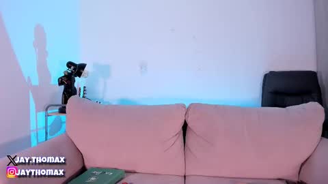 jaythomax online show from 02/10/25, 07:49