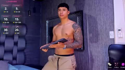 jaze_bradley online show from 10/20/25, 11:21