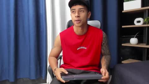 jaze_bradley online show from 12/05/25, 11:08