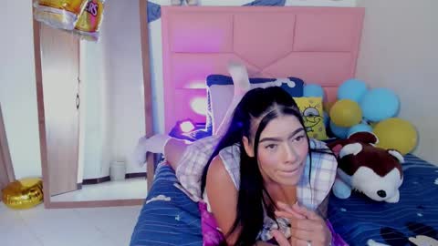 jazmin  online show from 09/29/25, 06:35