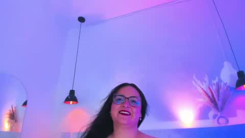 Jazmin online show from 07/15/26, 10:59