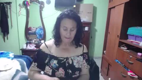 Snapshot of jazmin_rios chatting on 01/25/25, 05:40 jazmim online show from 01/25/25, 05:40
