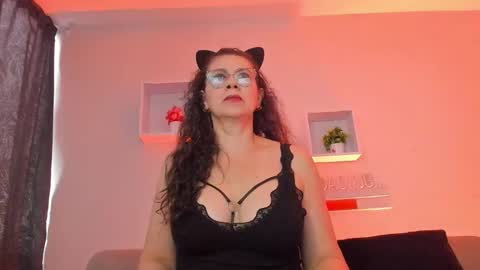 Snapshot of jazmin_steele chatting on 03/12/26, 01:17 Jazmin online show from 03/12/26, 01:17