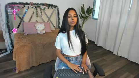 Jazmin  online show from 12/05/24, 07:38