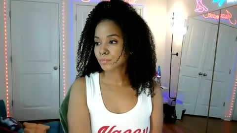 Snapshot of jazminefox chatting on 05/28/26, 05:10 Jazmine Fox online show from 05/28/26, 05:10