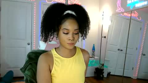 Snapshot of jazminefox chatting on 05/30/26, 05:10 Jazmine Fox online show from 05/30/26, 05:10