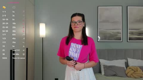 Snapshot of jazminenakano chatting on 11/30/25, 07:18 Mira the personal mirage D online show from 11/30/25, 07:18