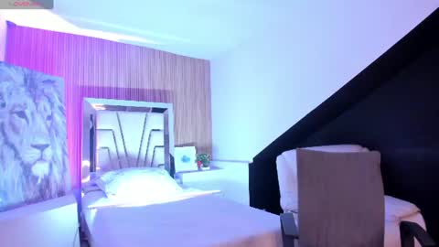 Jazminrusso  online show from 07/25/26, 05:27