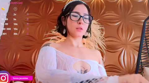 Jazmin online show from 09/15/25, 01:22