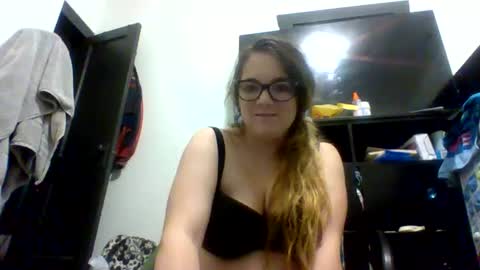 Jazzyrae online show from 12/30/24, 04:53
