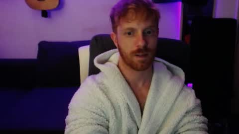 Snapshot of jb_cams chatting on 12/24/24, 11:33 jb_cams online show from 12/24/24, 11:33