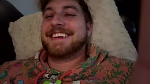 Snapshot of jbone2796 chatting on 11/02/25, 04:04 jbone2796 online show from 11/02/25, 04:04