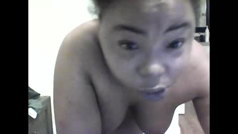 JCCaramelbarbie online show from 04/22/26, 12:02