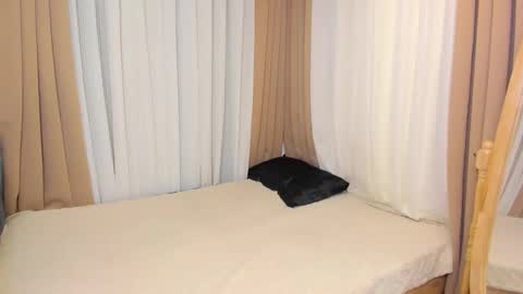 Snapshot of jchugecock chatting on 12/04/25, 08:50 jchugecock online show from 12/04/25, 08:50