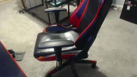 Snapshot of jcor13 chatting on 12/08/24, 12:29 Jim online show from 12/08/24, 12:29