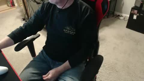 Snapshot of jcor13 chatting on 12/14/24, 11:34 Jim online show from 12/14/24, 11:34