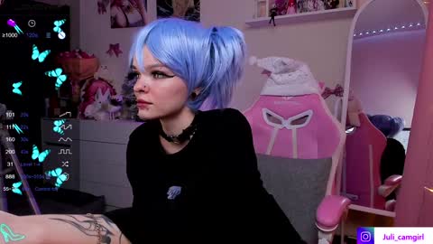 Julia online show from 01/03/25, 06:57