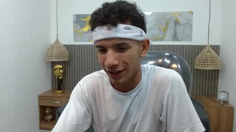 Snapshot of jdwhite18 chatting on 03/18/26, 04:04 jdwhite18 online show from 03/18/26, 04:04