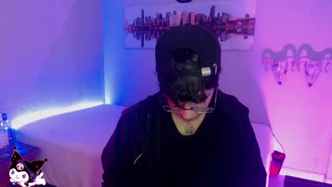 Snapshot of jeam_hot chatting on 01/04/25, 01:42 jeam_hot online show from 01/04/25, 01:42