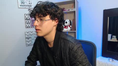 Snapshot of jeam_hot chatting on 01/30/25, 09:14 jeam_hot online show from 01/30/25, 09:14