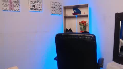 Snapshot of jeam_hot chatting on 09/08/25, 09:25 jeam_hot online show from 09/08/25, 09:25