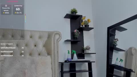 Snapshot of jean_miller20 chatting on 01/27/25, 06:52 JEAN online show from 01/27/25, 06:52