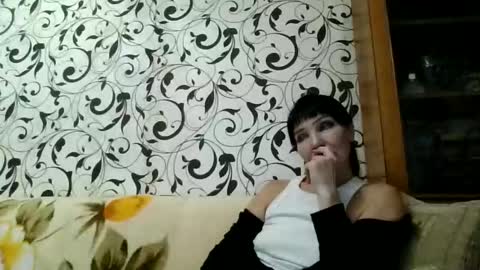 Snapshot of jeanedavis chatting on 11/08/25, 03:34 JeaneDavis online show from 11/08/25, 03:34