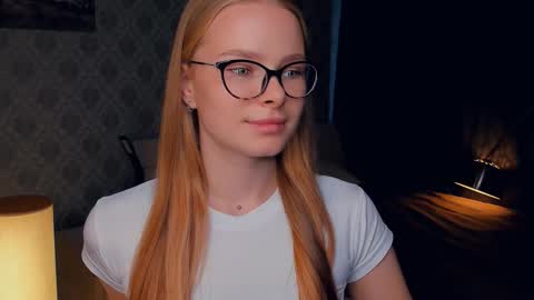 Snapshot of jeanicecoult chatting on 10/08/25, 07:17 Jenny online show from 10/08/25, 07:17