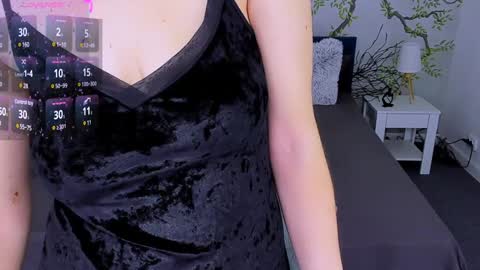 jeanniefox_ online show from 01/15/25, 07:26
