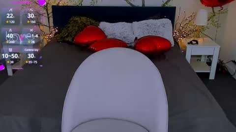 jeanniefox_ online show from 02/17/25, 02:37
