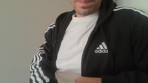 Snapshot of jeanpierbello7 chatting on 12/04/24, 02:59 jean pier bello Silva online show from 12/04/24, 02:59