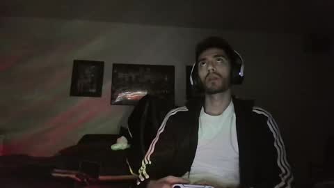 Snapshot of jeanpierbello7 chatting on 02/03/25, 03:31 jean pier bello Silva online show from 02/03/25, 03:31