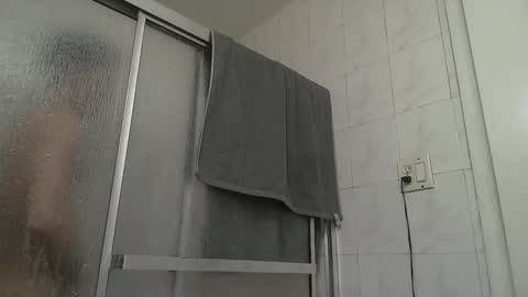 Snapshot of jeanpierbello7 chatting on 02/04/25, 04:15 jean pier bello Silva online show from 02/04/25, 04:15