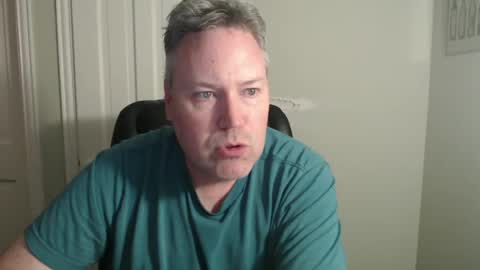 Snapshot of jeb5150 chatting on 10/01/25, 03:34 JE online show from 10/01/25, 03:34