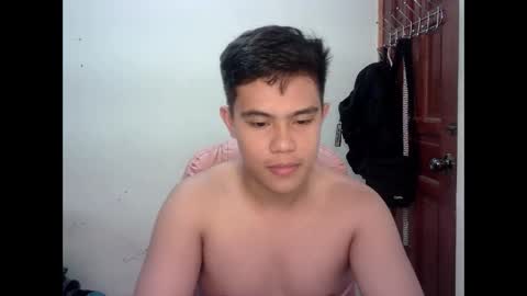 Snapshot of jebs_ chatting on 01/15/25, 03:50 jebs_ online show from 01/15/25, 03:50