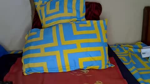 Jeeci online show from 10/26/25, 09:04