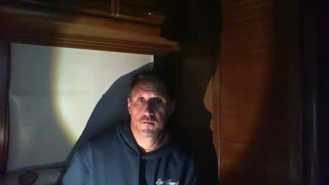 Jrme online show from 05/18/26, 04:29