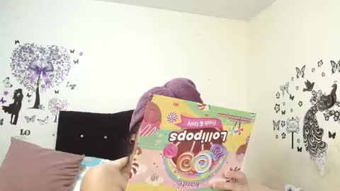 Snapshot of jeff_and_jade chatting on 10/10/25, 11:42 jeff and jade online show from 10/10/25, 11:42