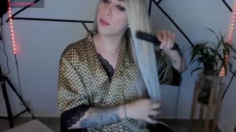 Snapshot of jeff_coleman chatting on 09/21/25, 10:17 ashley online show from 09/21/25, 10:17