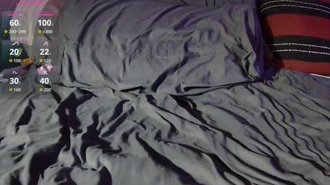 Snapshot of jeffsteel chatting on 11/04/25, 03:22 Jeff online show from 11/04/25, 03:22