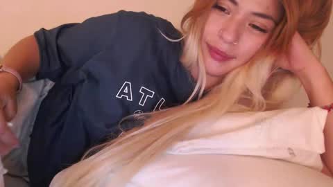 Snapshot of jei_sexysweet chatting on 12/29/24, 05:42 jei online show from 12/29/24, 05:42