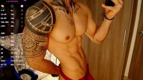 Snapshot of jeins_carter chatting on 10/10/25, 03:22 JC online show from 10/10/25, 03:22